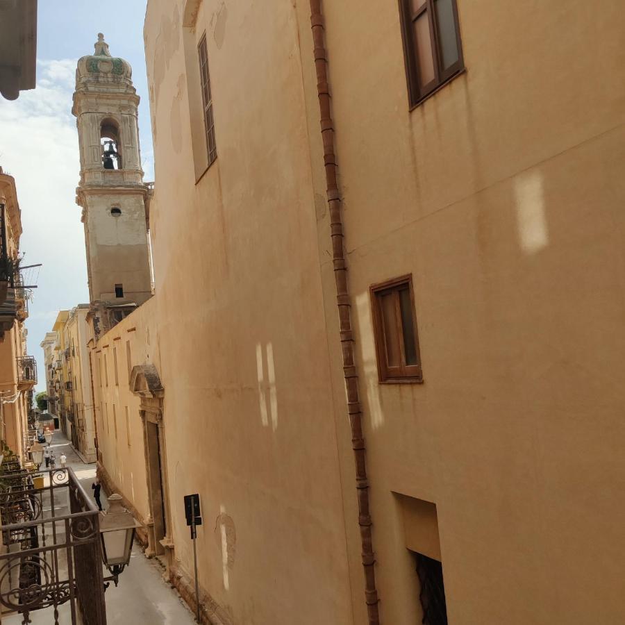 Carlo'S Rooms Trapani Exterior photo